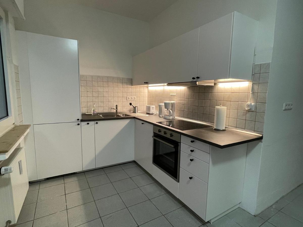 Comfortable Shared Apartment With Private Room In Веселинг Екстериор снимка