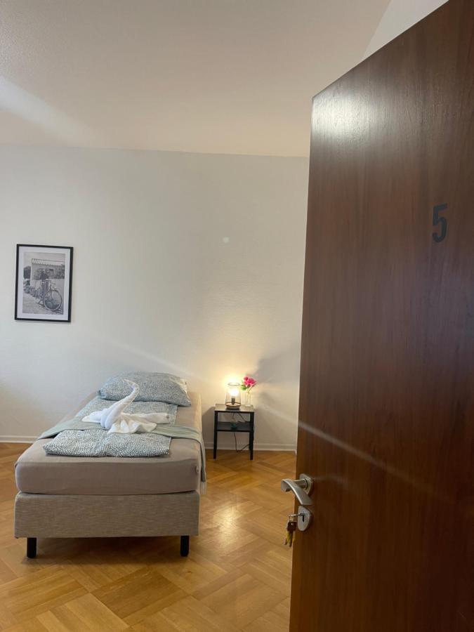 Comfortable Shared Apartment With Private Room In Веселинг Екстериор снимка