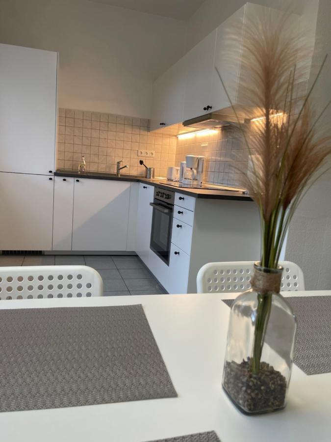 Comfortable Shared Apartment With Private Room In Веселинг Екстериор снимка