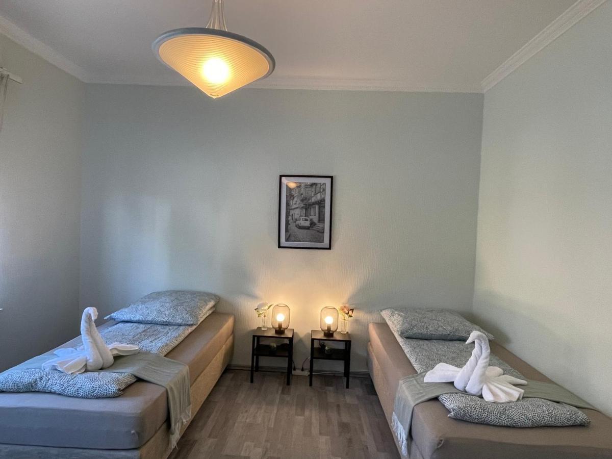 Comfortable Shared Apartment With Private Room In Веселинг Екстериор снимка