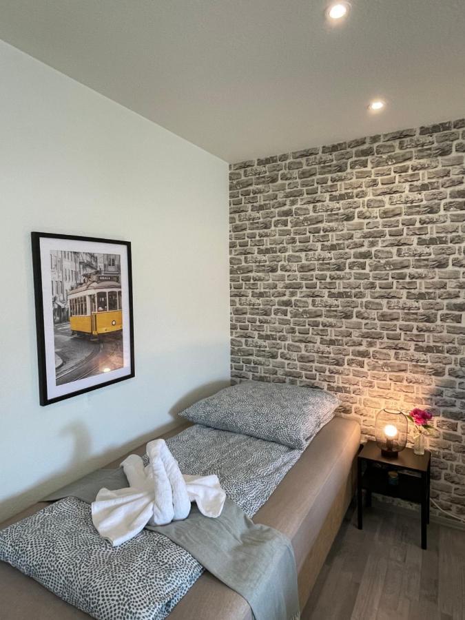 Comfortable Shared Apartment With Private Room In Веселинг Екстериор снимка