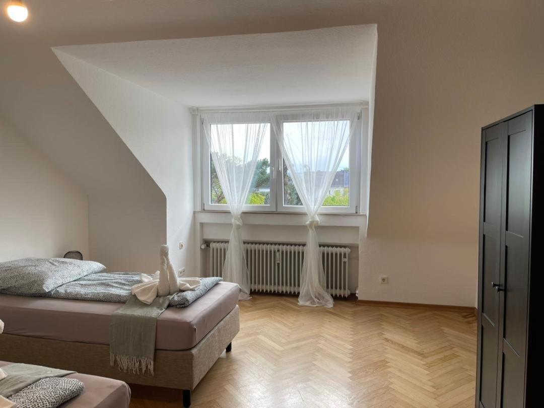 Comfortable Shared Apartment With Private Room In Веселинг Екстериор снимка