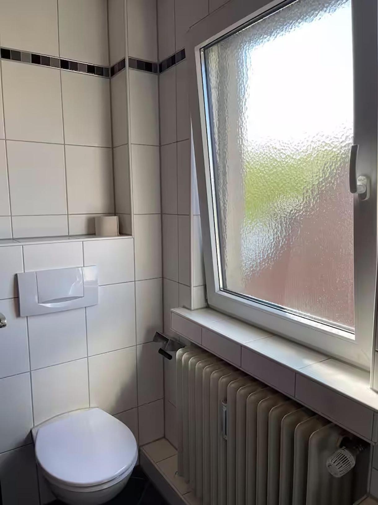 Comfortable Shared Apartment With Private Room In Веселинг Екстериор снимка