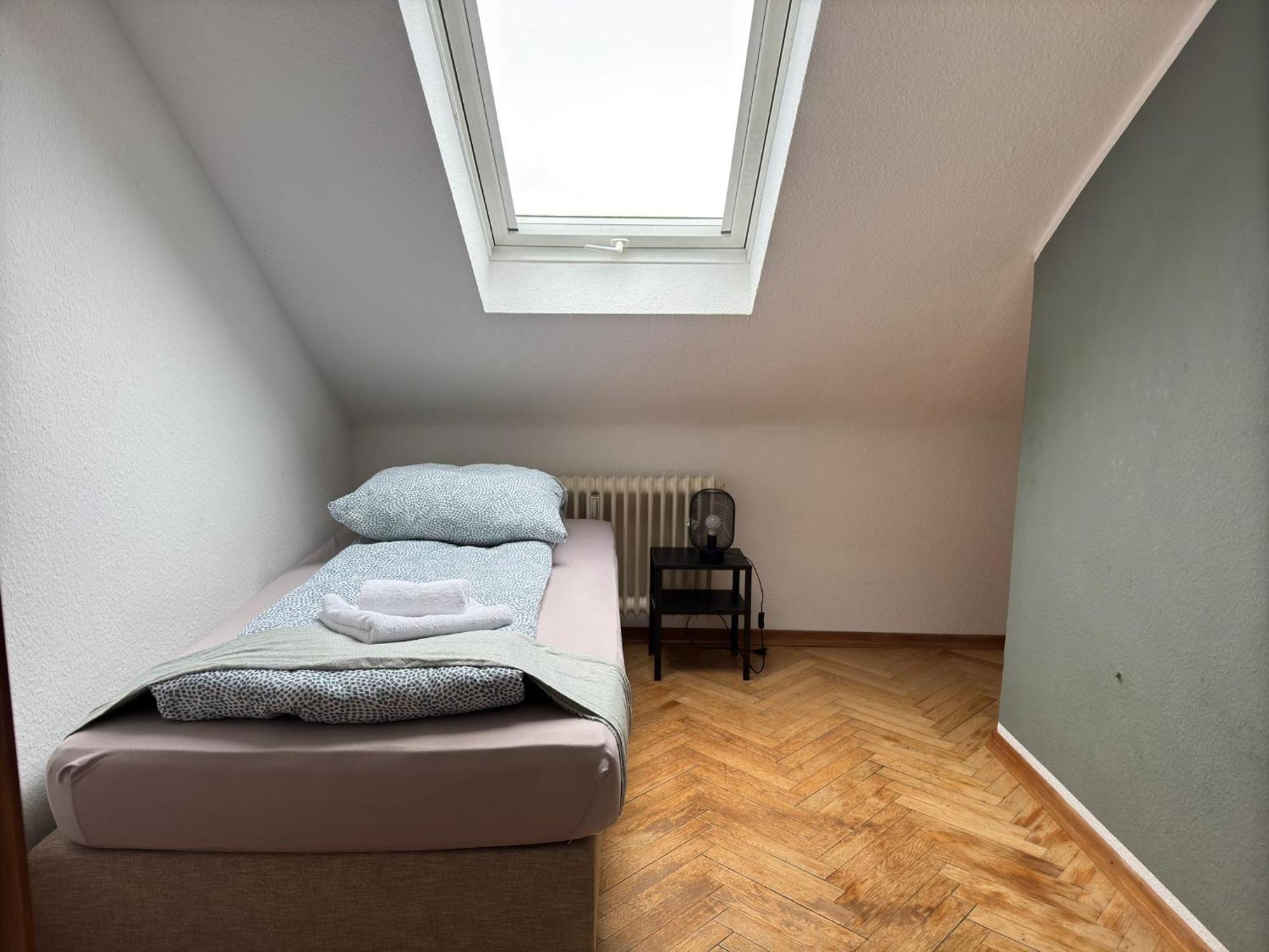 Comfortable Shared Apartment With Private Room In Веселинг Екстериор снимка
